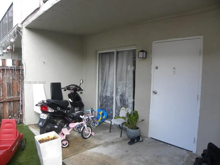 15690 SW 82nd Cir Ln #9-1, Miami, FL 33193 - #3