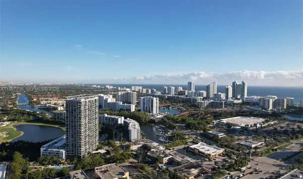 101 Diplomat Pkwy #512, Hallandale Beach, FL 33009