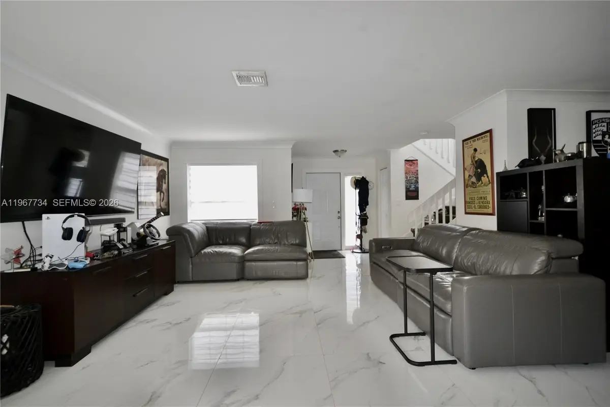 15115 SW 109th St, Miami, FL 33196 - #1
