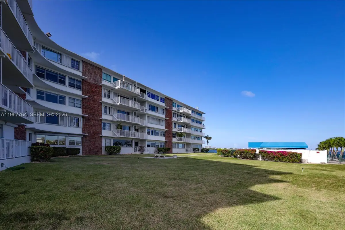 1700 NE 105th St #512, Miami Shores, FL 33138 - #1