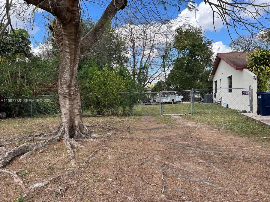 530 SW 5th St, Florida City, FL 33034 - #2