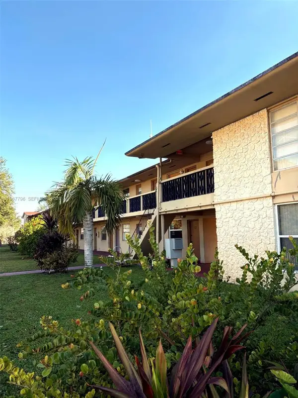 3901 SW 78th Ct #1-116, Miami, FL 33155