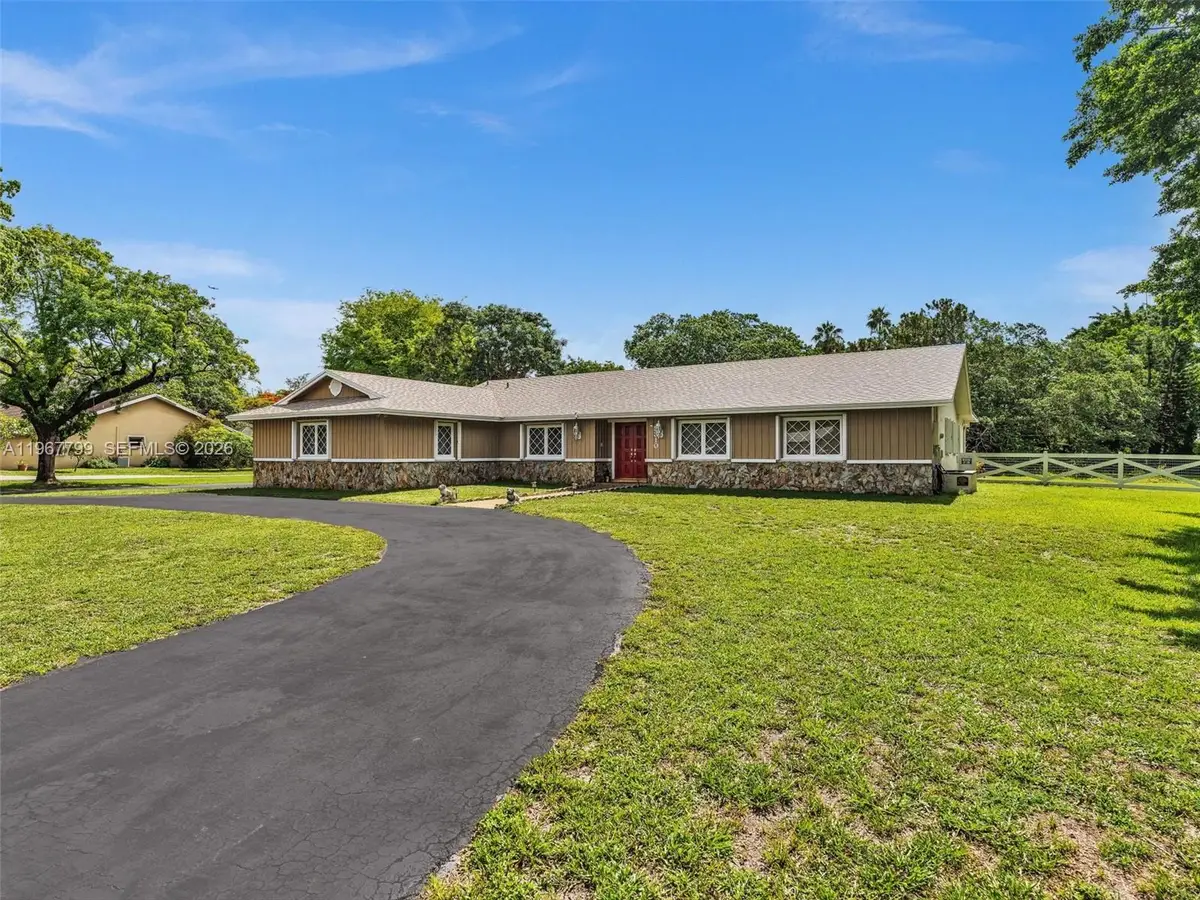 5310 SW 109th Ave, Davie, FL 33328 - #1