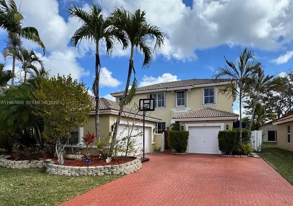 1561 SW 187th Ave, Pembroke Pines, FL 33029