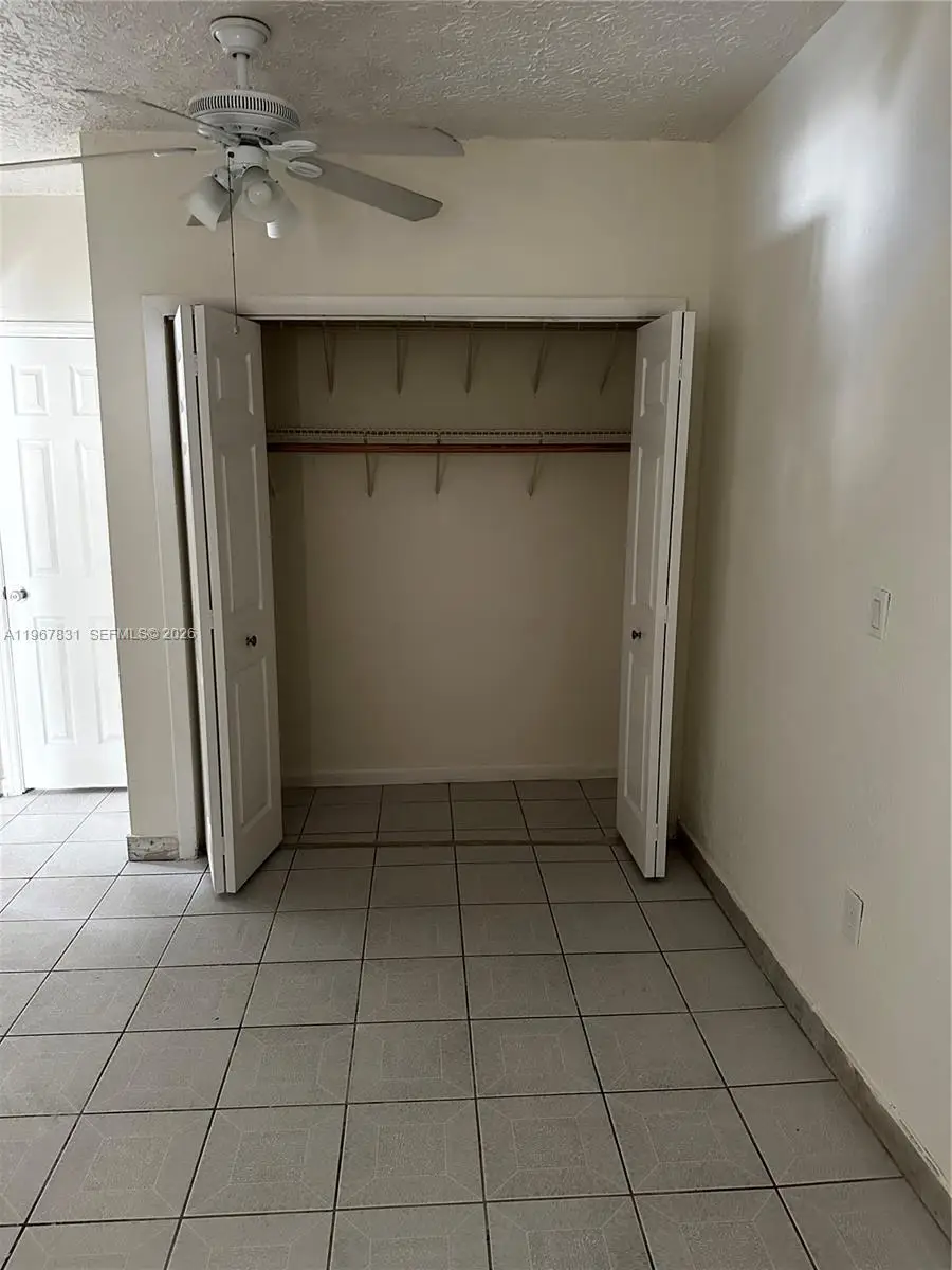 911 NW 22nd Pl, Miami, FL 33125 - #2