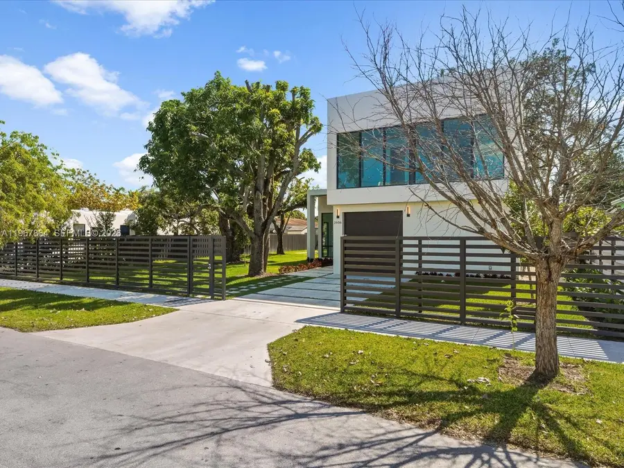 2606 SW 19th St, Miami, FL 33145 - #2