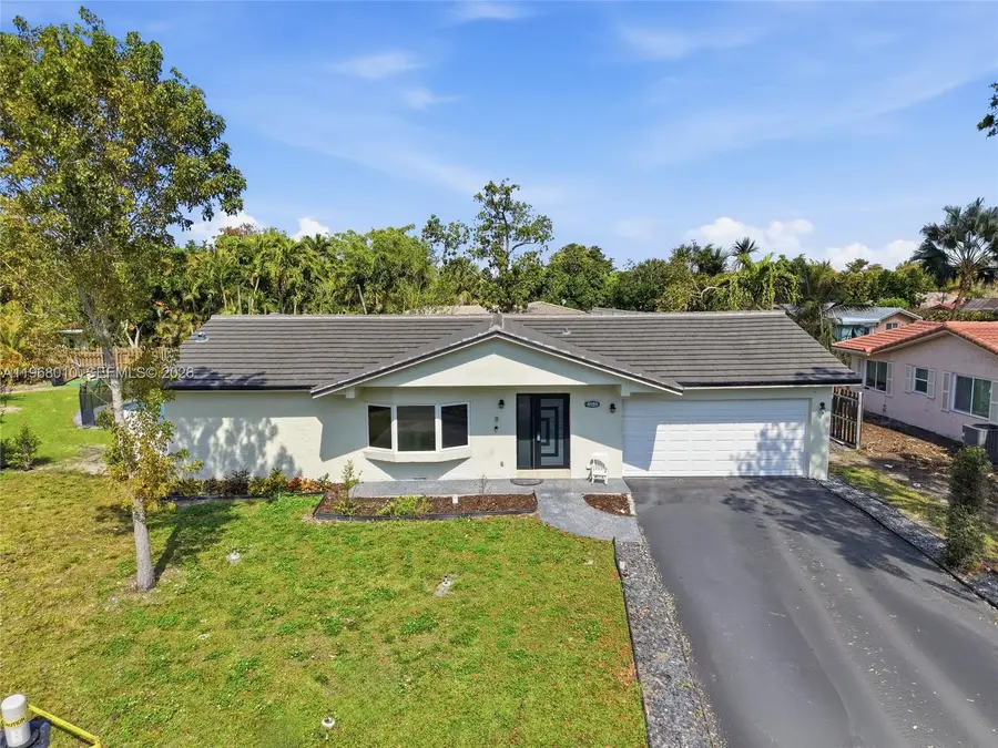 8555 NW 25th Pl, Coral Springs, FL 33065 - #2