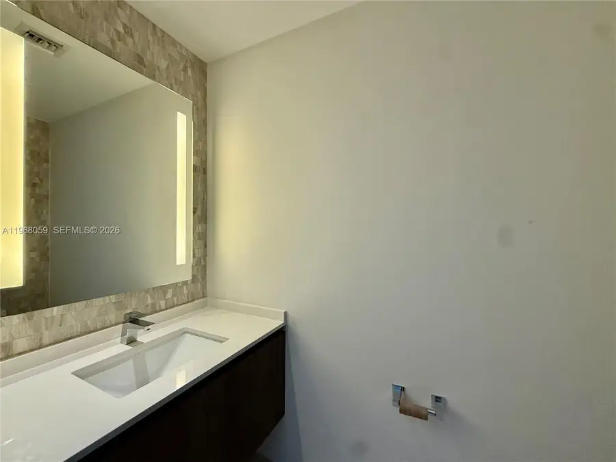 88 SW 7th St #1808, Miami, FL 33130 - #2