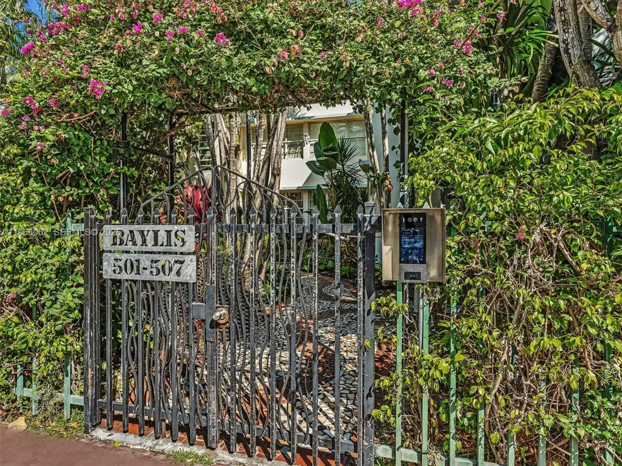 503 12th St #5, Miami Beach, FL 33139 - #2