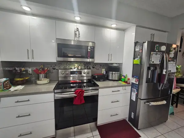 1200 SW 137th Ave #301E, Pembroke Pines, FL 33027