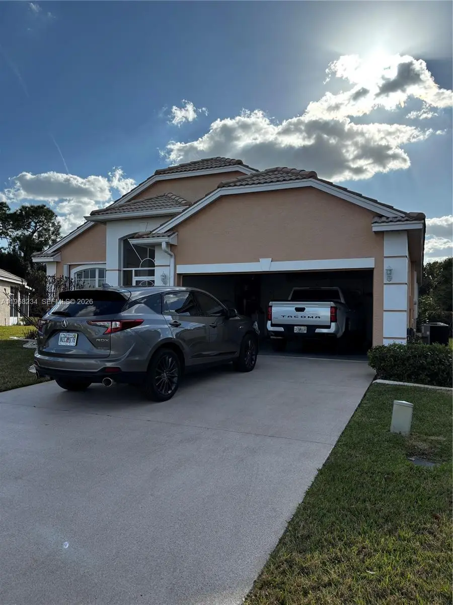 822 NW Sorrento Ln, Saint Lucie West, FL 34986 - #2