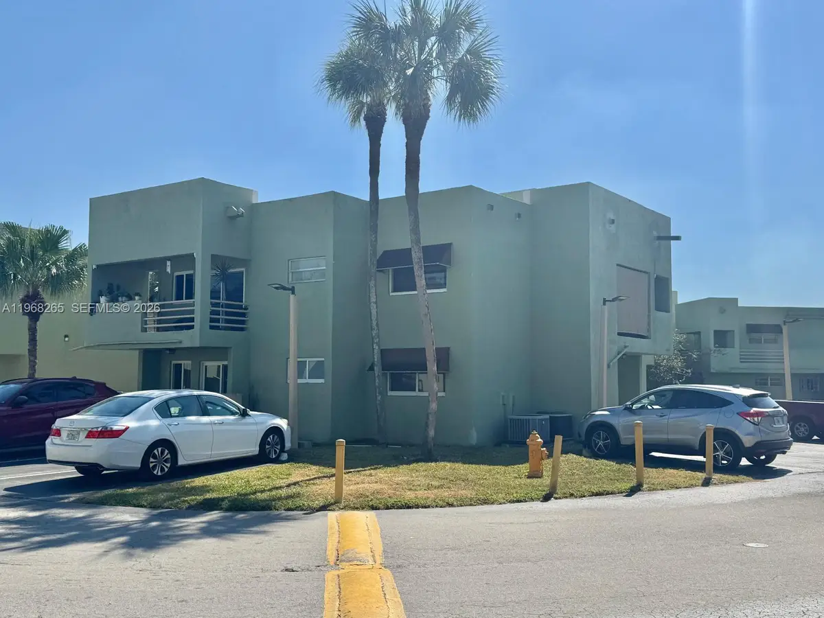 11163 NW 7th St #204-19, Miami, FL 33172 - #1