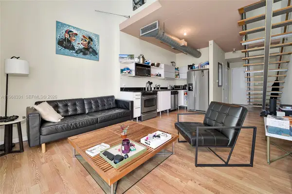 690 SW 1st Ct #1504, Miami, FL 33130