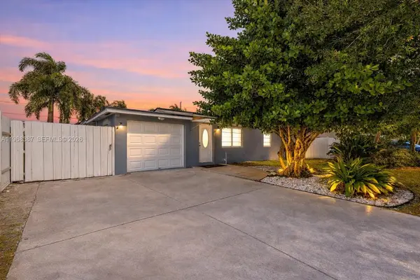 3006 Giuliano Ave, Lake Worth, FL 33461