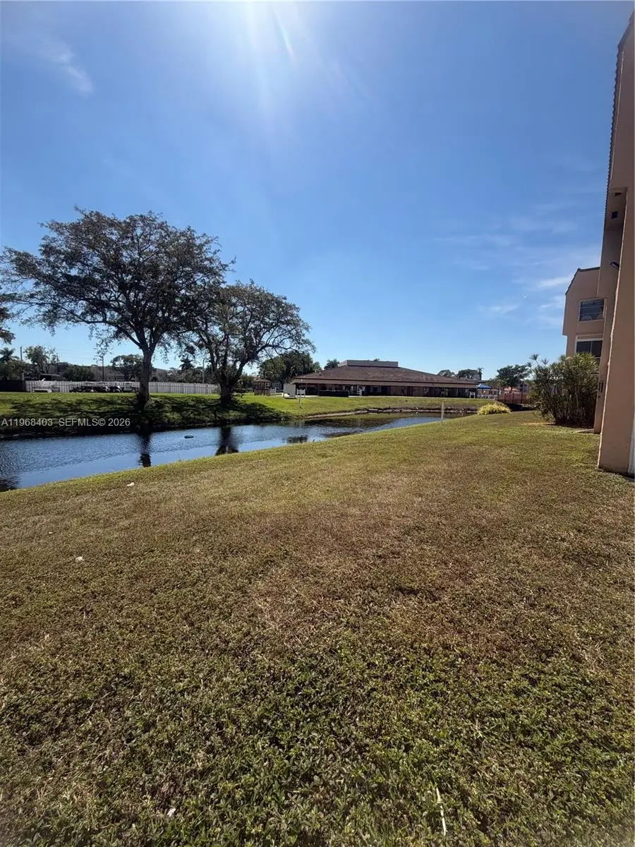 9201 Sunrise Lakes Blvd #302, Sunrise, FL 33322 - #2