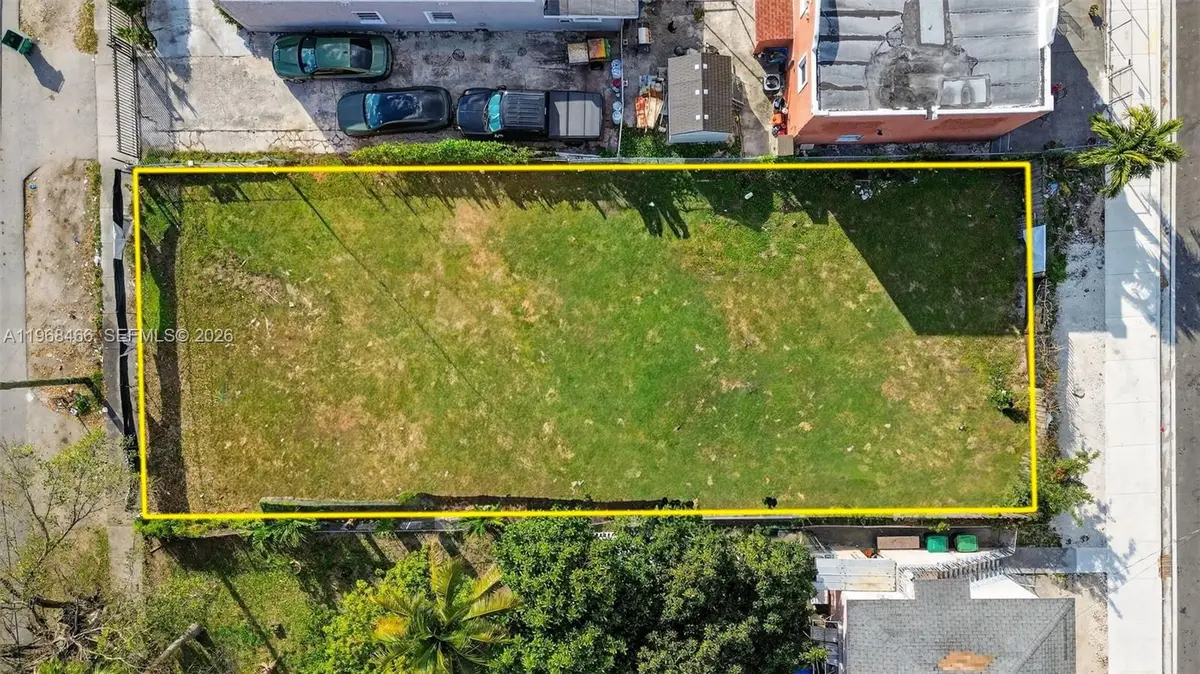 1753 NW 19th St, Miami, FL 33125 - #1