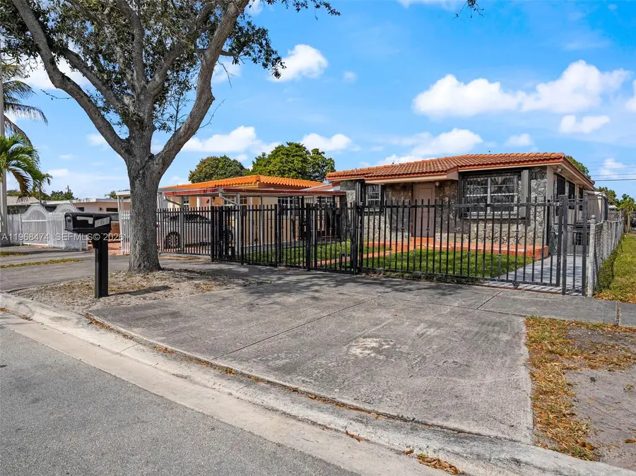 761 E 45th St, Hialeah, FL 33013 - #2