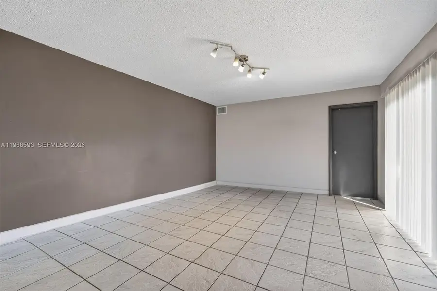 1171 SW 118th Ter, Davie, FL 33325 - #3