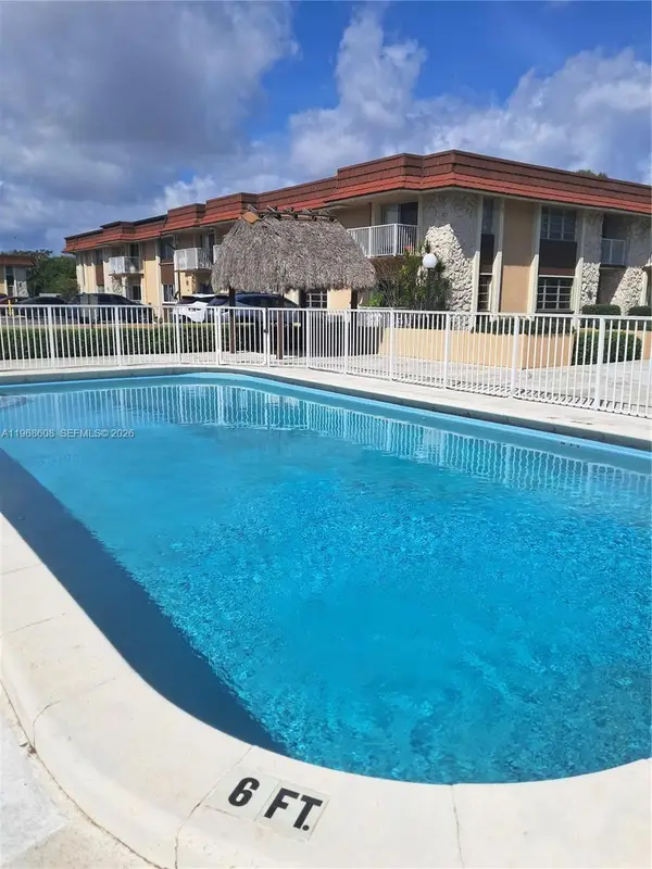 5425 SW 77th Ct #102D, Miami, FL 33155