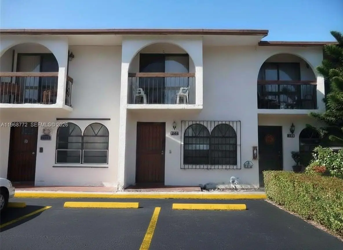 1082 W 79th St #25, Hialeah, FL 33014 - #1