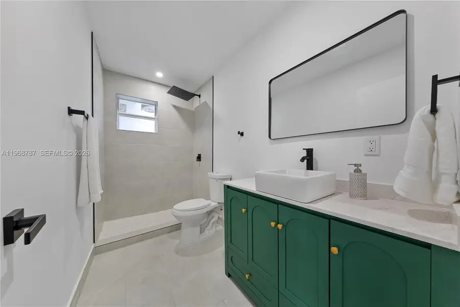 651 NW 9th St, Homestead, FL 33030 - #3