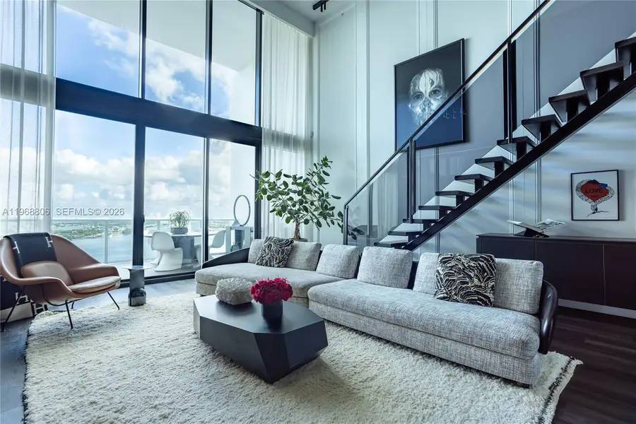 1040 Biscayne Blvd #2202, Miami, FL 33132 - #3