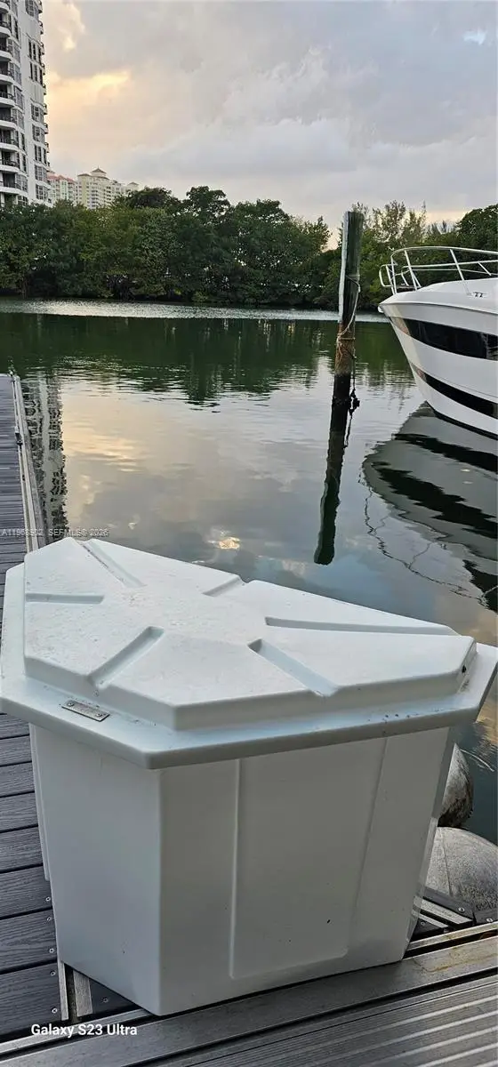 3575 Mystic Pointe Dr, Aventura, FL 33180