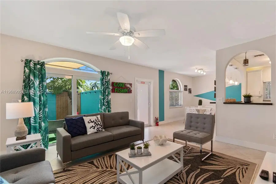 1633 Tyler St, Hollywood, FL 33020 - #3