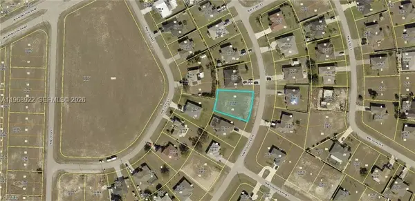 3006 NW Douglas Cir, Cape Coral, FL 33993