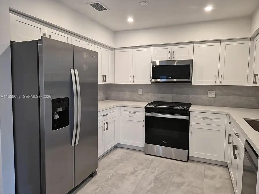 Address Withheld By Seller, Hollywood, FL 33021 - #2