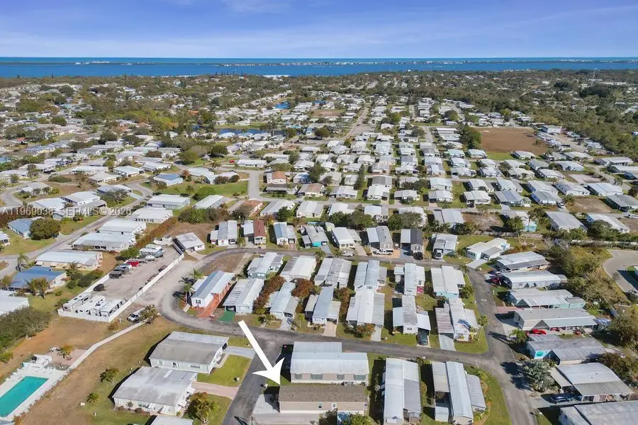 315 NE Cardinal Ln L25, Jensen Beach, FL 34957 - #3