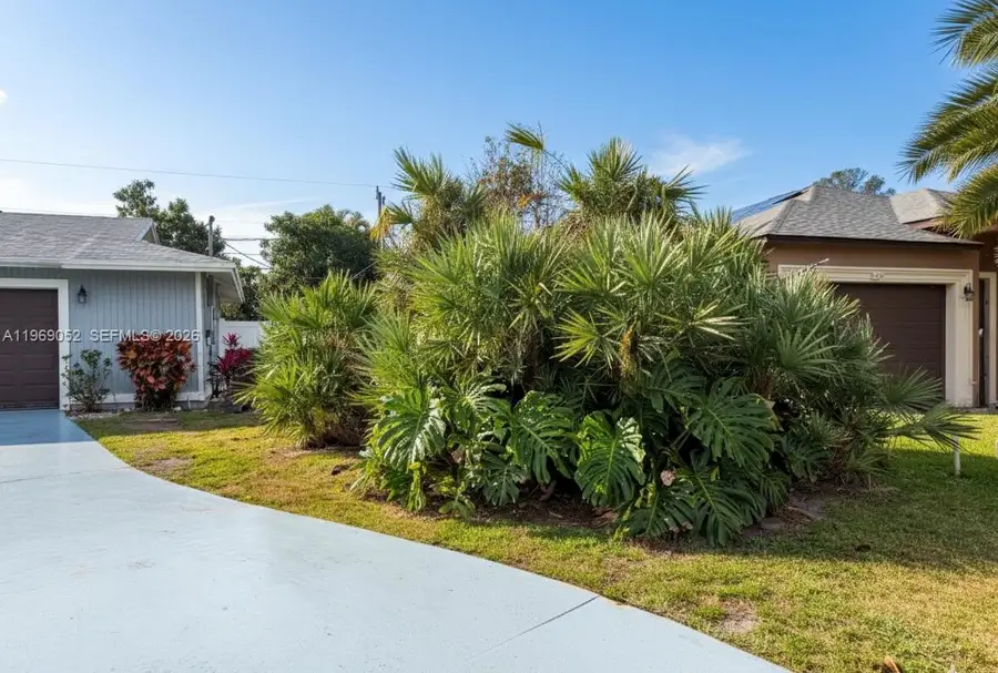 1450 SW Cellini Ave, Port Saint Lucie, FL 34953 - #2