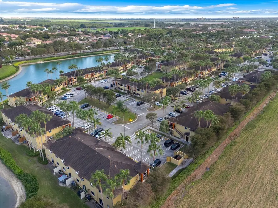 990 NE 33rd Ter #102, Homestead, FL 33033 - #3