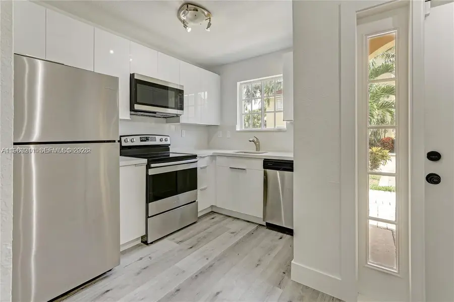 2054 NE 167th St #3-122, North Miami Beach, FL 33162 - #2