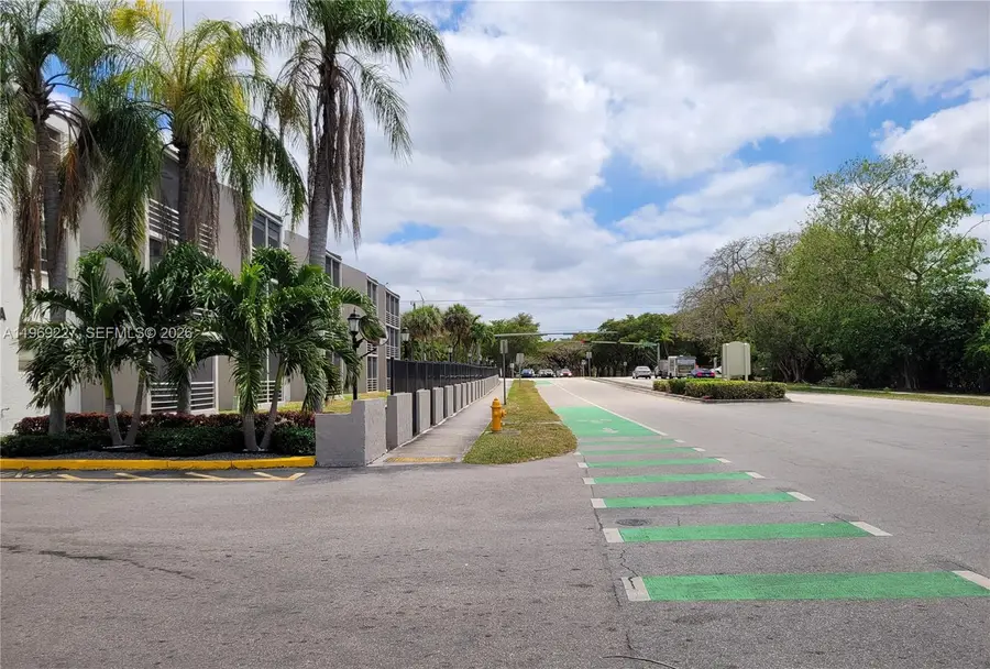 14140 SW 84th St #301-H, Miami, FL 33183 - #2