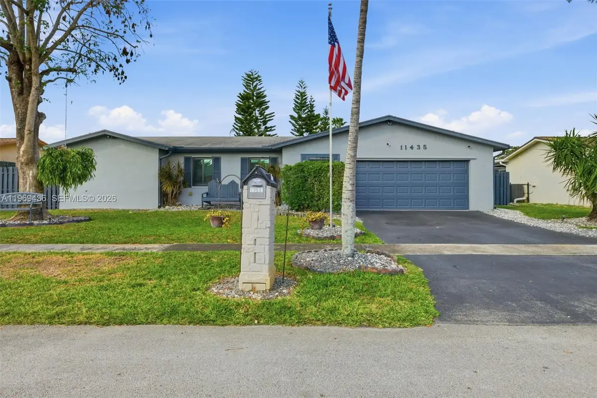 11435 NW 41st St, Sunrise, FL 33323 - #1