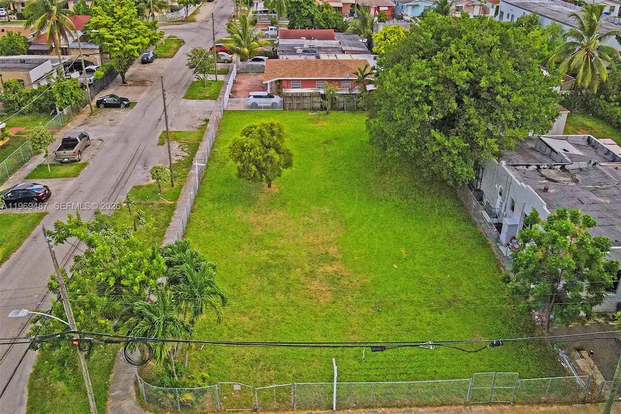 2397 NW 34th St, Miami, FL 33142 - #3