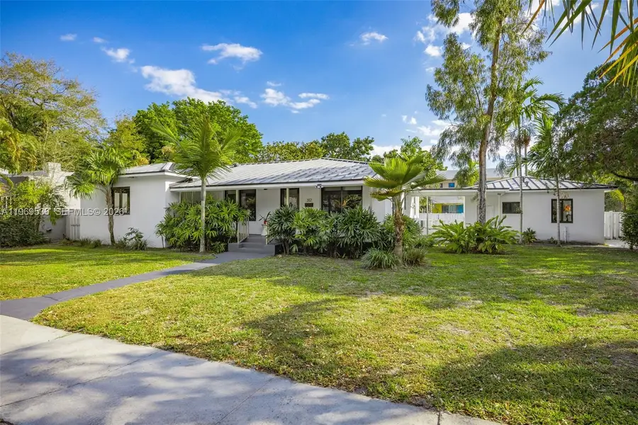 312 NE 90th St, El Portal, FL 33138 - #3