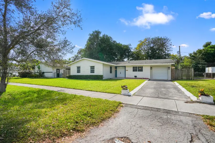 9912 SW 196th St, Cutler Bay, FL 33157 - #3