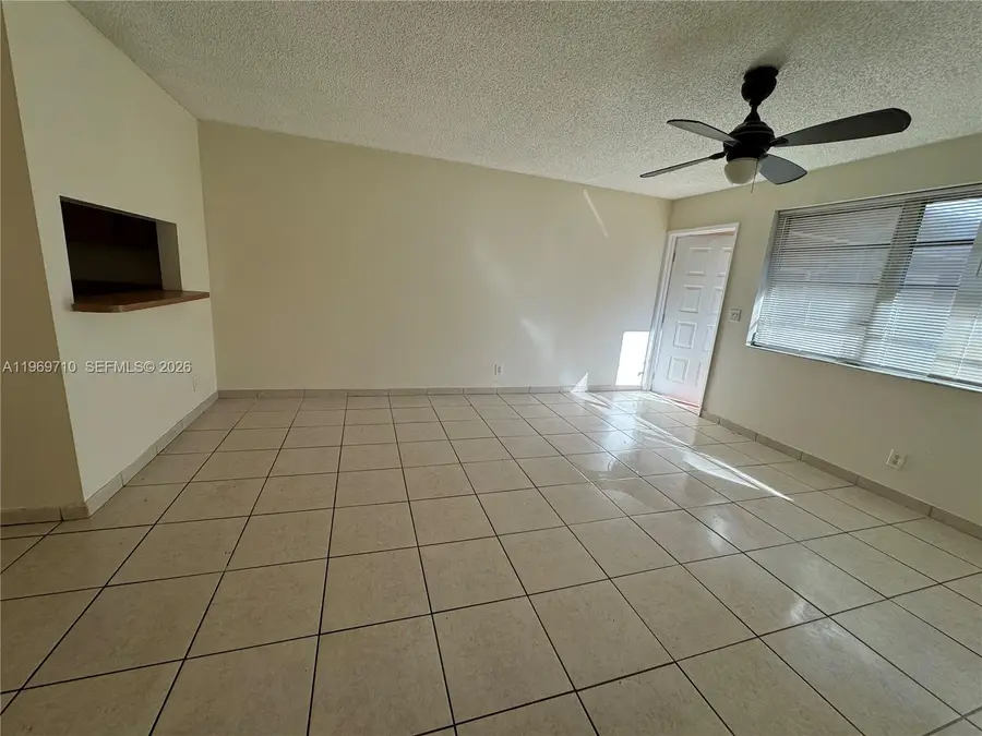1024 Twin Lakes Dr #21-F, Coral Springs, FL 33071 - #3