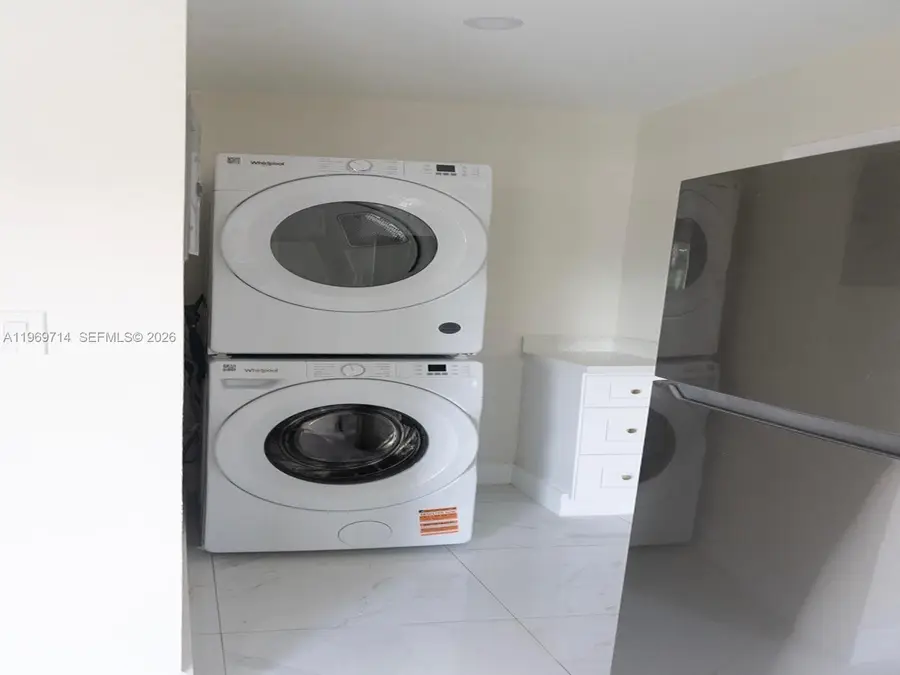 612 NW 10th Ter, Fort Lauderdale, FL 33311 - #3