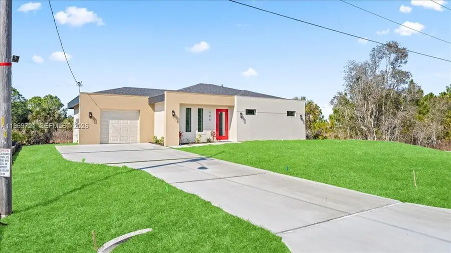 906 Capetown Ave, Lehigh Acres, FL 33974 - #3