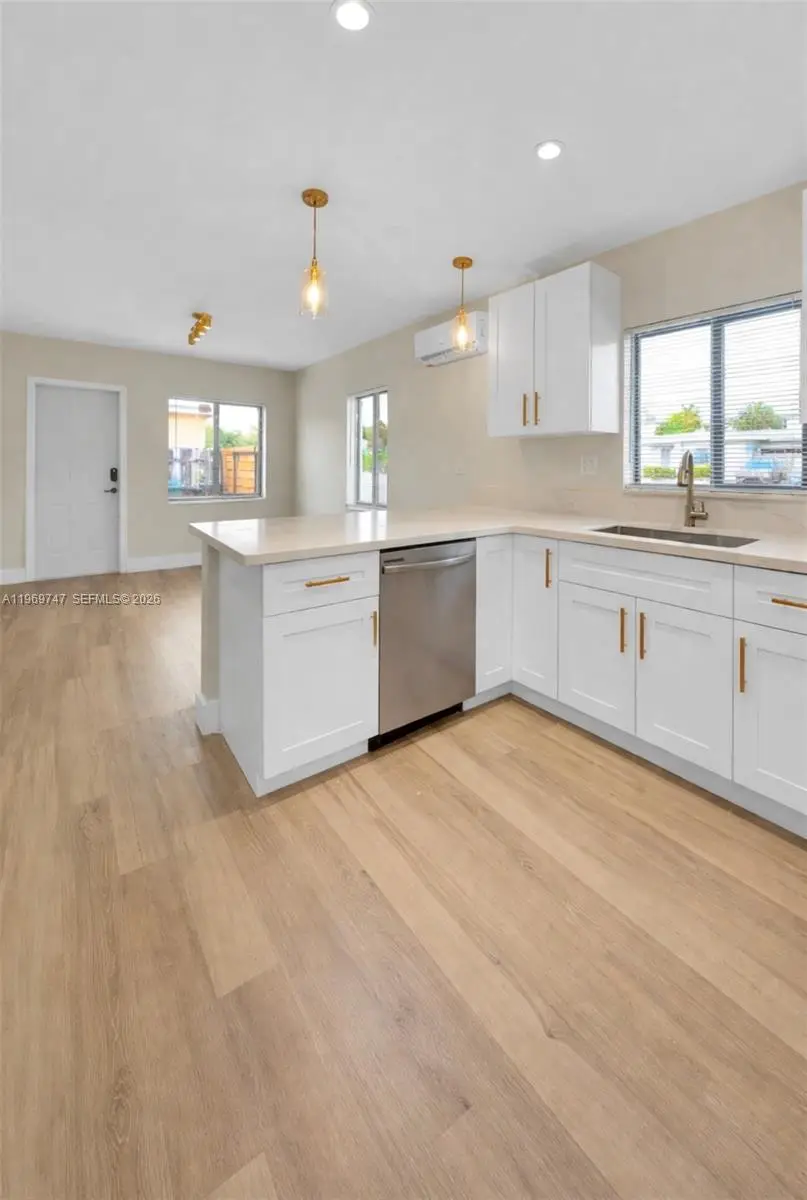 1116 NE 15th Ave, Fort Lauderdale, FL 33304 - #1