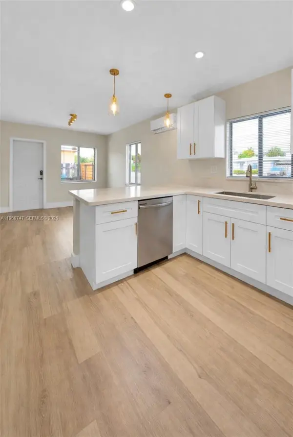 1116 NE 15th Ave, Fort Lauderdale, FL 33304