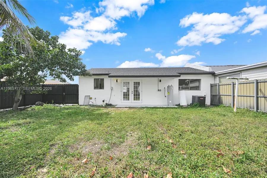 19635 NW 52nd Pl, Miami Gardens, FL 33055 - #3