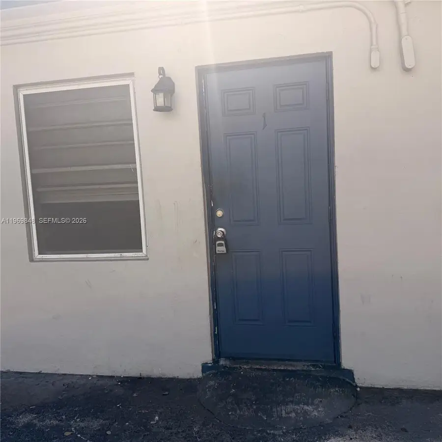 634 NW 12th Ave, Fort Lauderdale, FL 33311 - #2