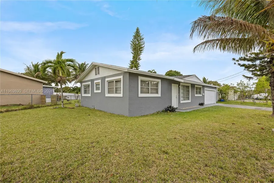 300 NW 39th St, Deerfield Beach, FL 33064 - #3