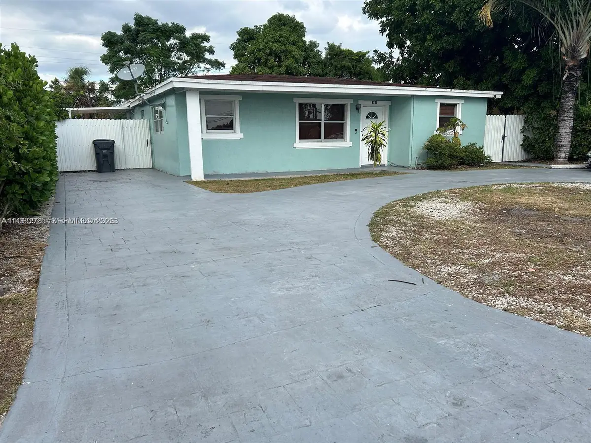 6241 Fletcher St, Hollywood, FL 33023 - #1