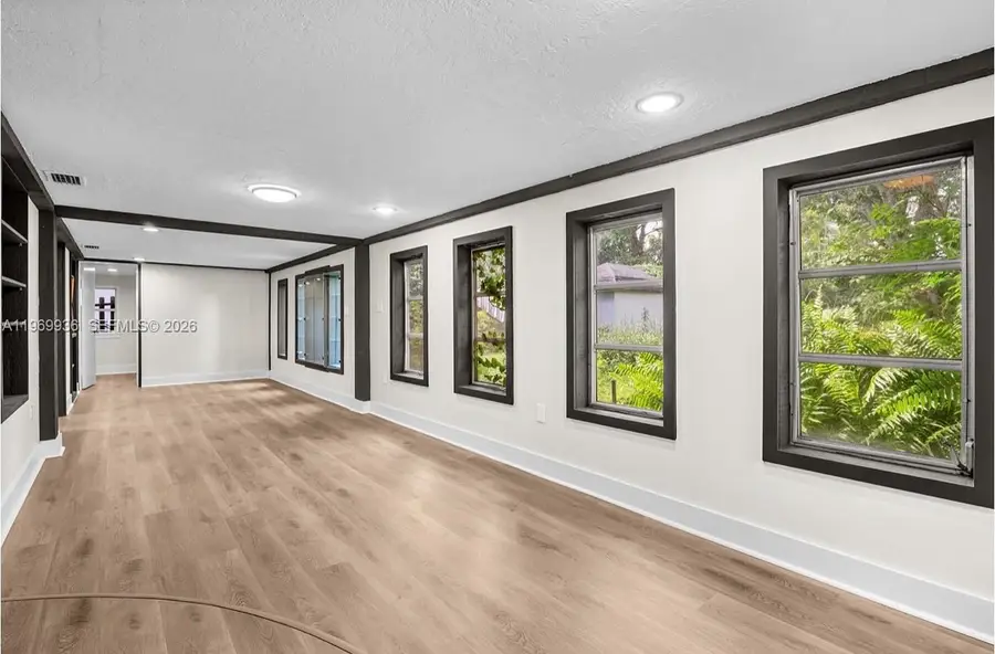 2234 Phillippi St, Sarasota, FL 34231 - #3