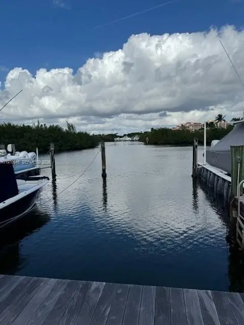 6200 SW 152nd St, Palmetto Bay, FL 33157